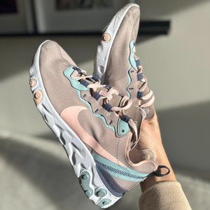 Nike React Element 55
